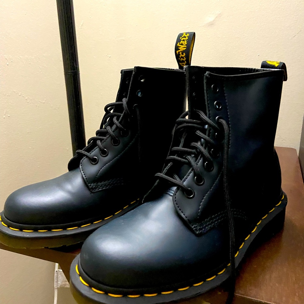Once used Navy blue leather Dr. Martens boots